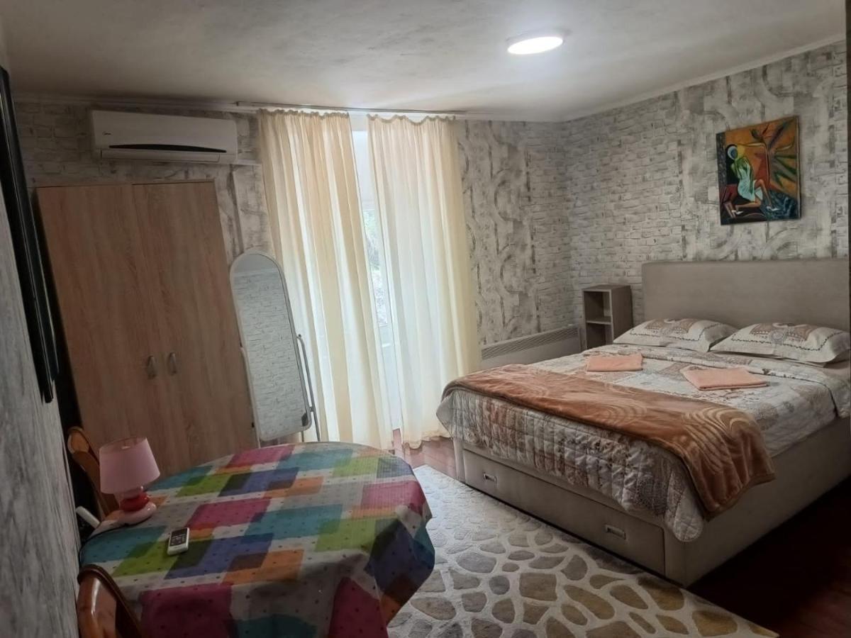 Holiday Home Rijeka Crnojevica Ngoại thất bức ảnh